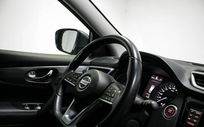 Nissan Qashqai cena 75900 przebieg: 75000, rok produkcji 2019 z Czarnków małe 232